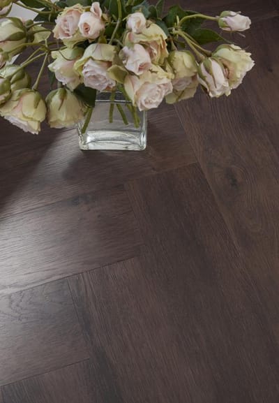 Cocoa Oak swatch