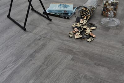Jetty Oak swatch
