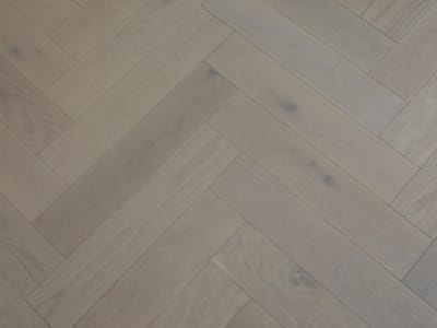 MAU-OAK-9 swatch